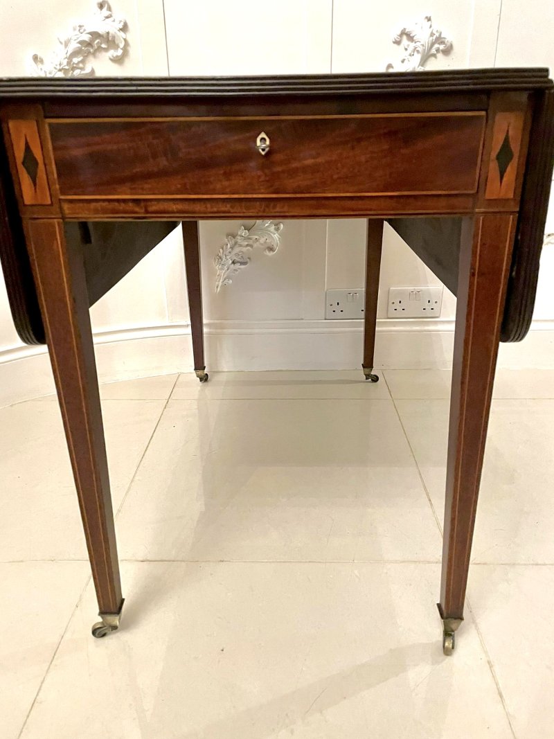 Antique George III Quality Mahogany Pembroke Table - Image 10